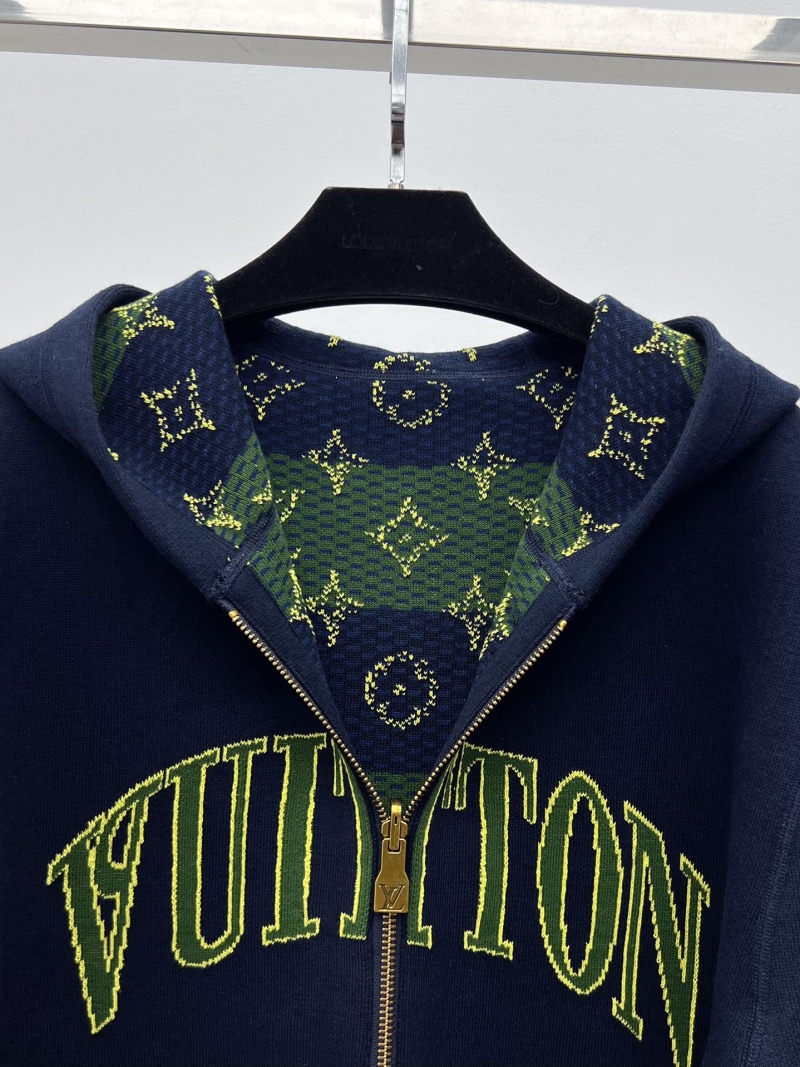 l0vis Vvtt0n outwear